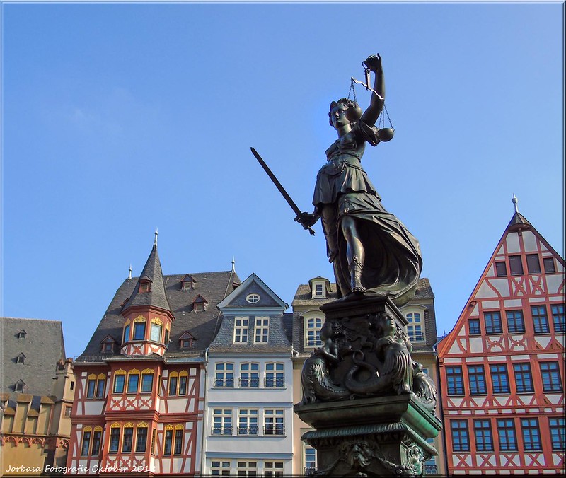Justitia am Frankfurter Römer