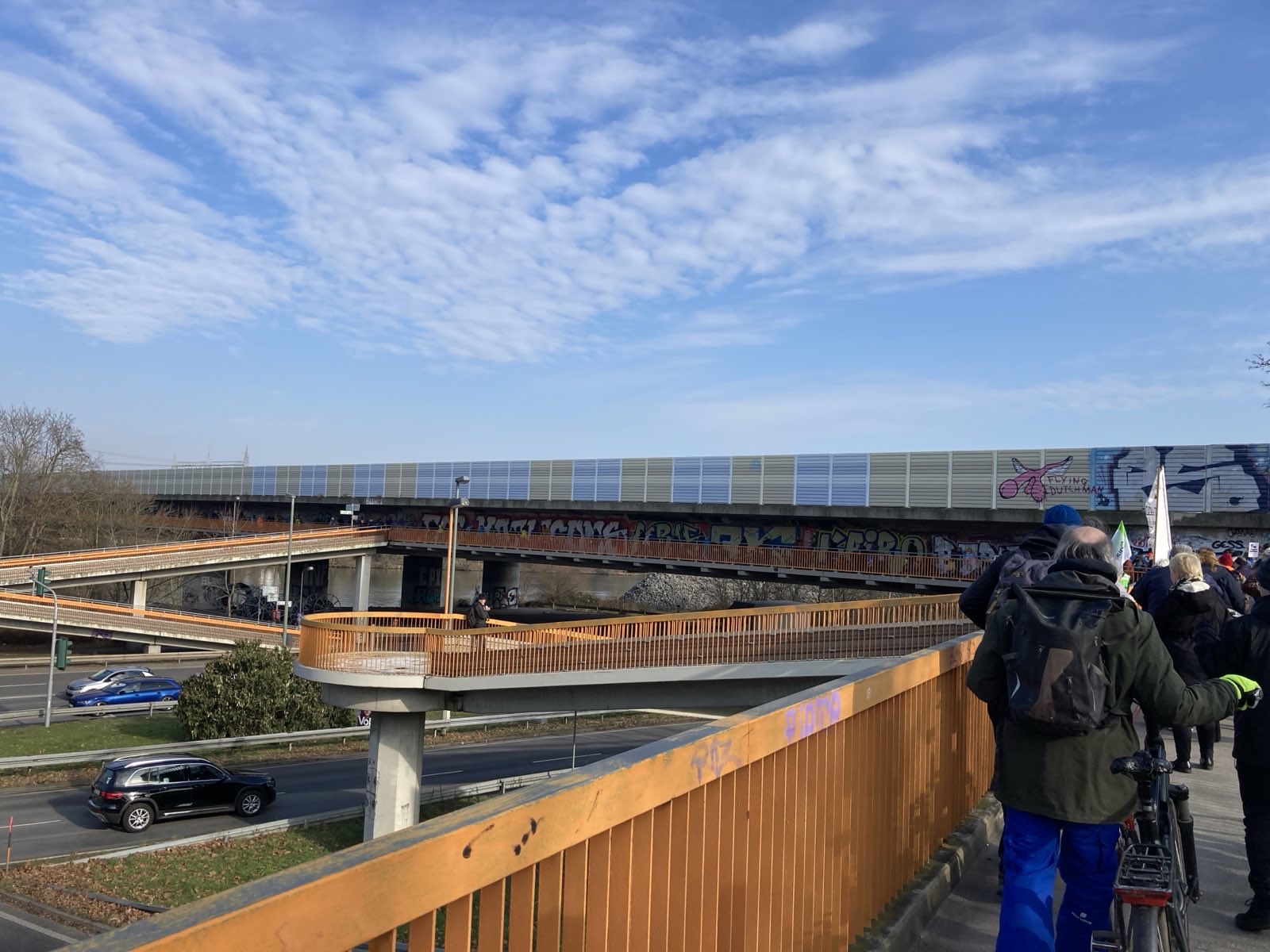 Rampen an der Europabrücke